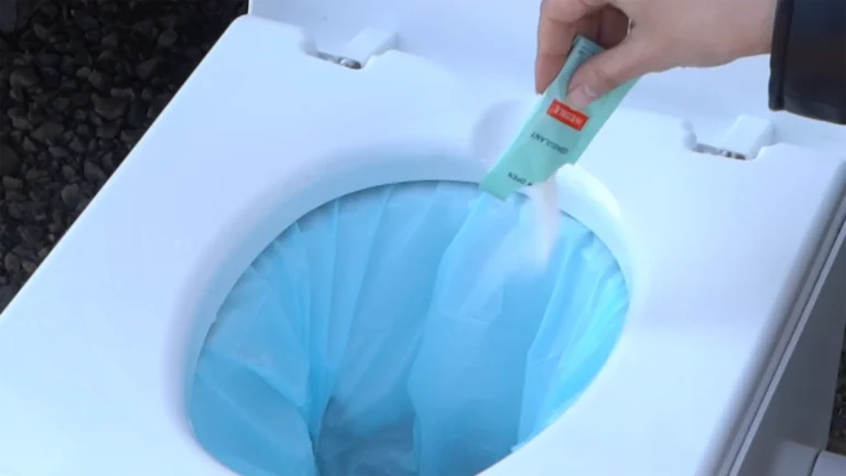 Pour the coagulant into the dry flush toilet